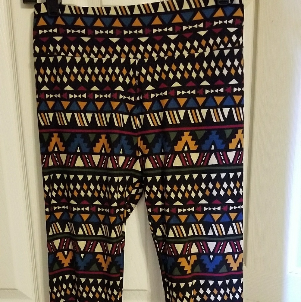 Lularoe OS aztec leggings. Worn once